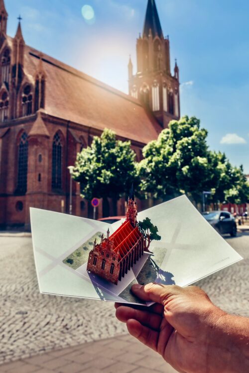 Imposante Popup-Karte der Konzertkirche Neubrandenburg | RLmedia